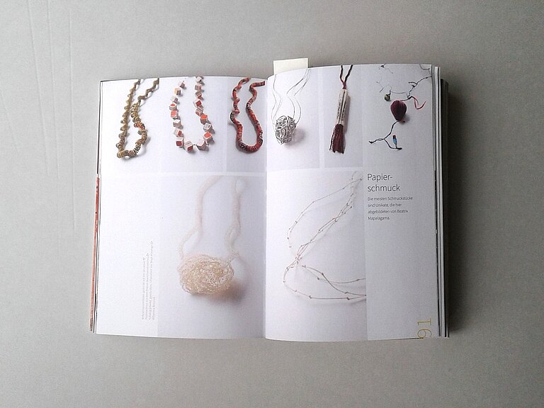 Papierschmuck.jpg 